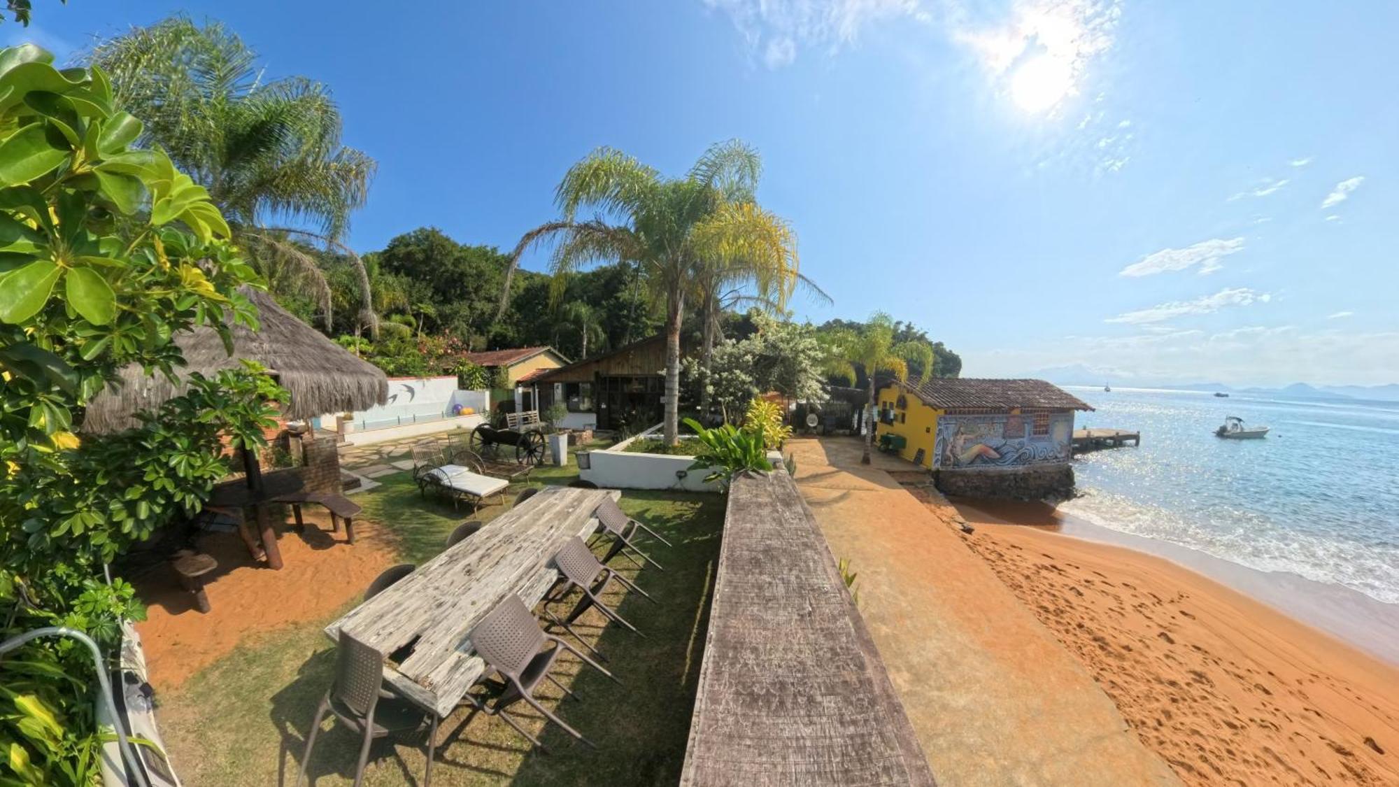 Отель Joaoemaria Da Ilha Прайя-де-Арасатиба Экстерьер фото
